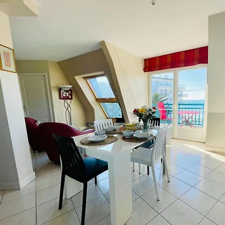 Le Castel Marine Vue * La Baule-Escoublac